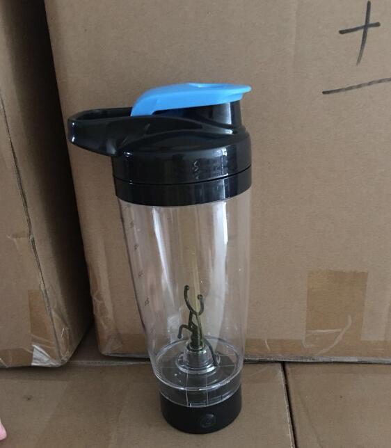 600MLPortable Movement Mixing Water Bottle Vortex Tornado PP Free Kitchen Accessories Electric Automatic Protein Shaker